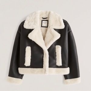 Oversized short Sherpa vegan leather jacket